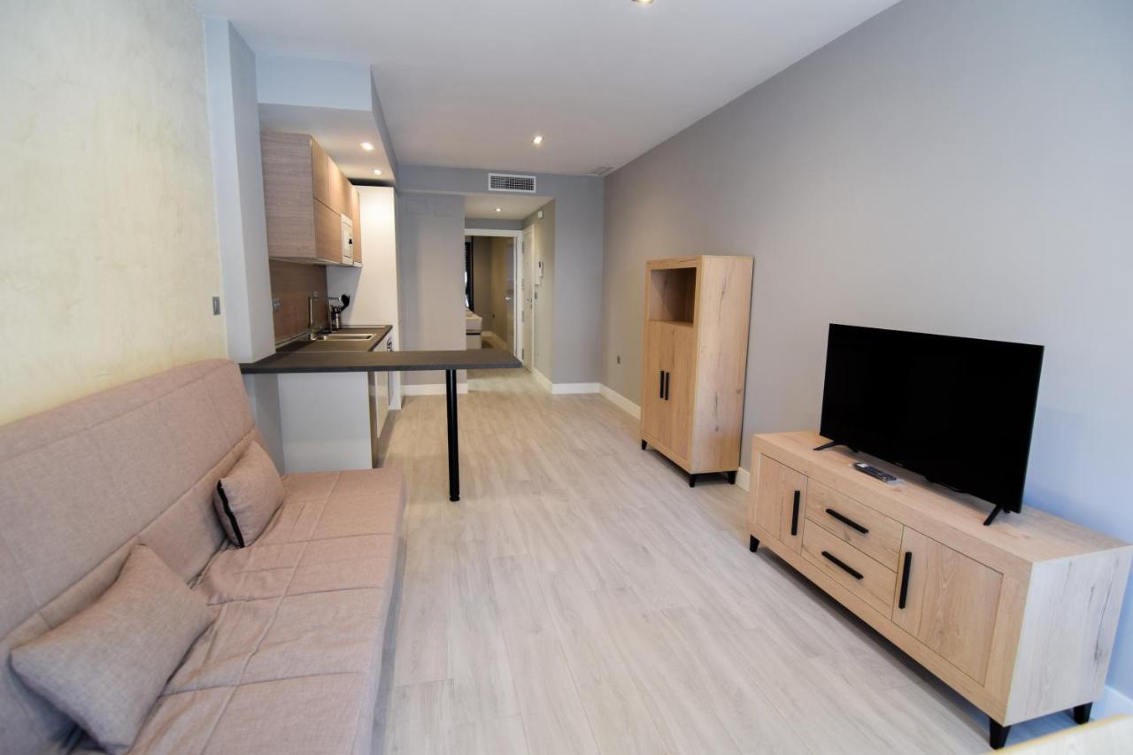 Letmalaga Delicias Apartment ภายนอก รูปภาพ